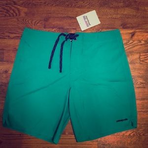 Patagonia Men’s Board Shorts Size 36 New With Tags
